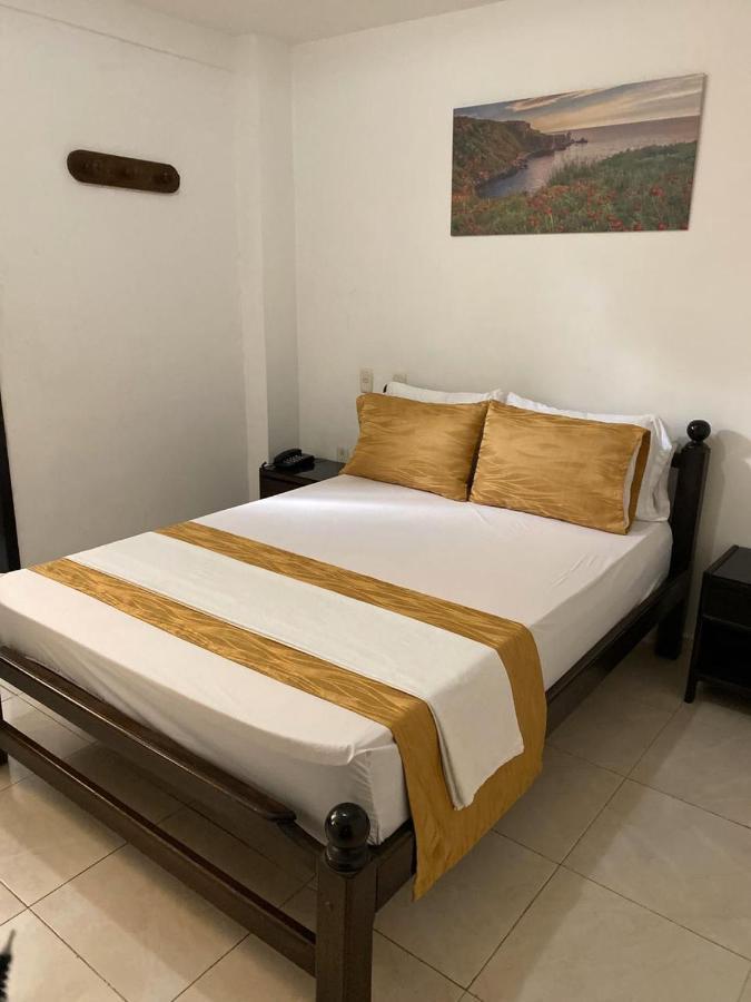 Hotel Santa Sofia Μπουκαραμάνγκα Εξωτερικό φωτογραφία